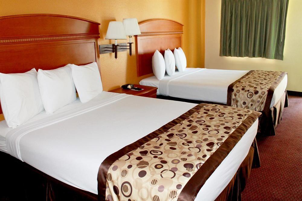 Americas Best Value Inn Frost Bank Center