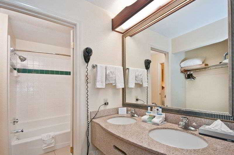 Best Western near Lackland AFB/SeaWorld