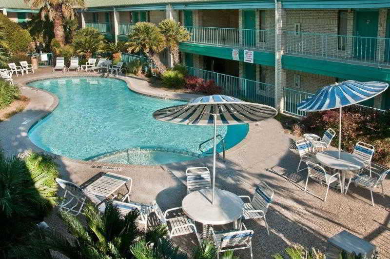 Best Western near Lackland AFB/SeaWorld