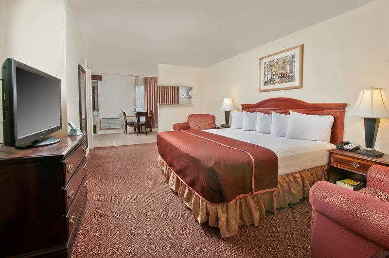 Best Western near Lackland AFB/SeaWorld