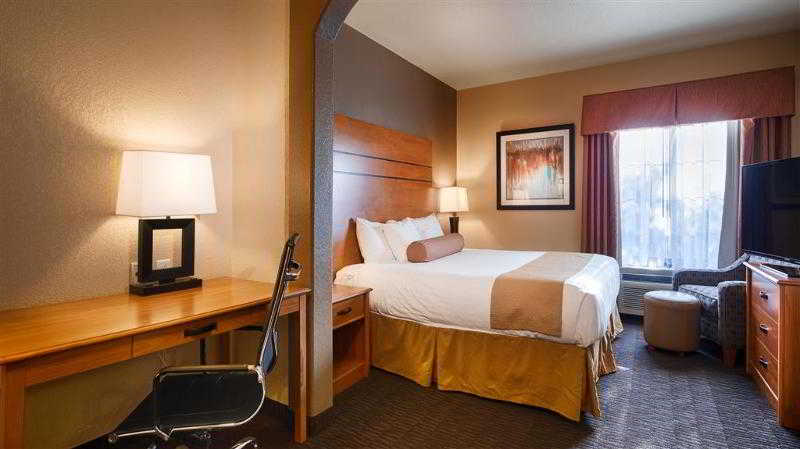 Best Western Plus Hill Country Suites