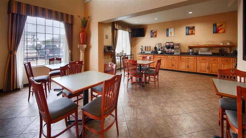Best Western Windsor Pointe Hotel & Suites-AT&T Center