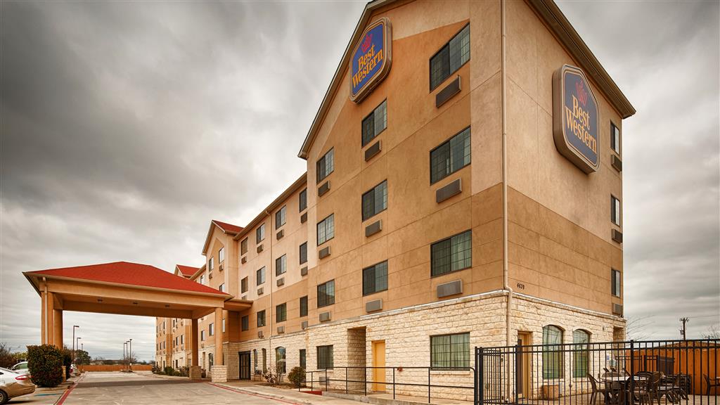 Best Western Windsor Pointe Hotel & Suites-AT&T Center