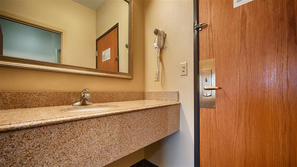 Best Western Windsor Pointe Hotel & Suites-AT&T Center