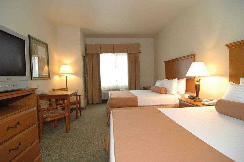 Best Western Windsor Pointe Hotel & Suites-AT&T Center