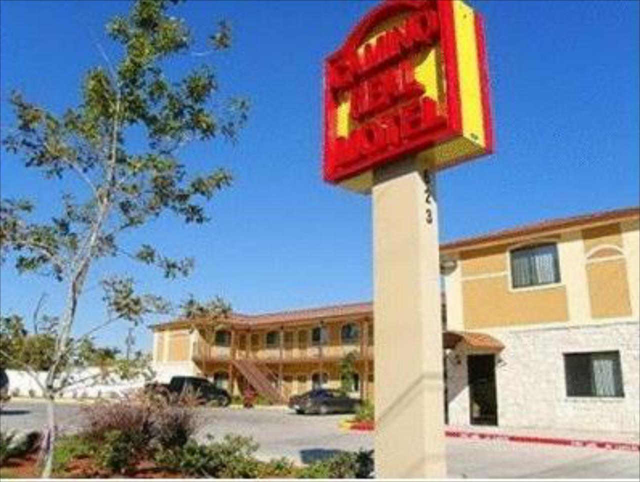 Camino Real Motel