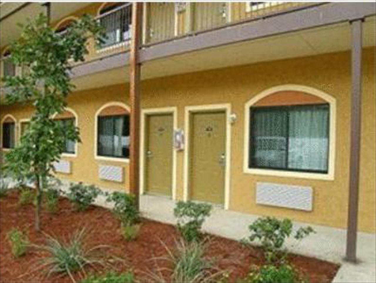 Camino Real Motel