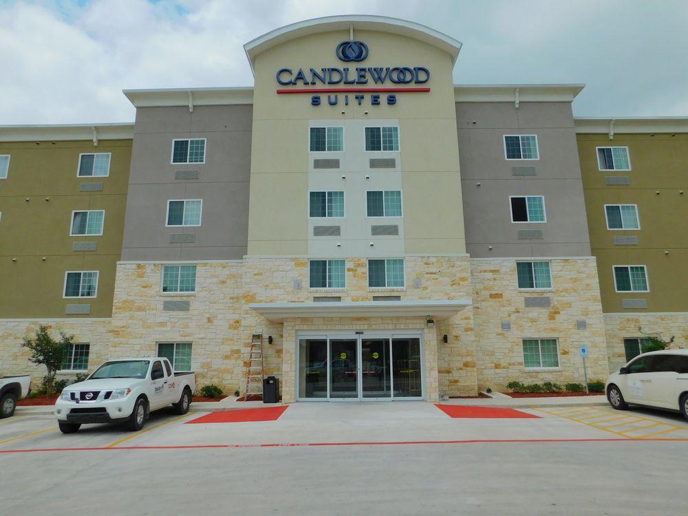Candlewood Suites San Antonio Airport