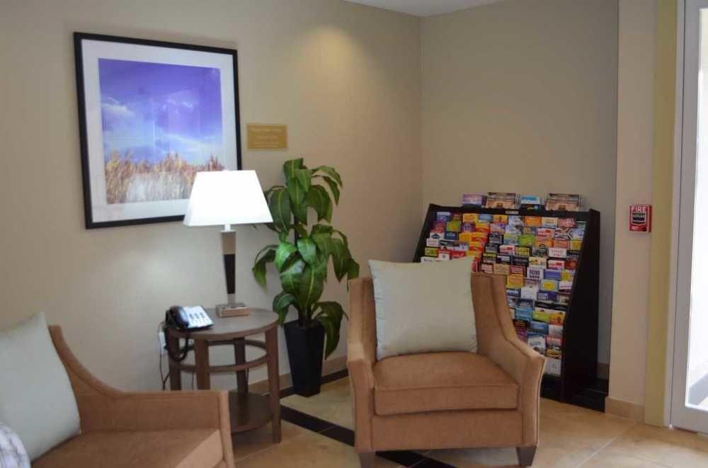 Candlewood Suites San Antonio Airport