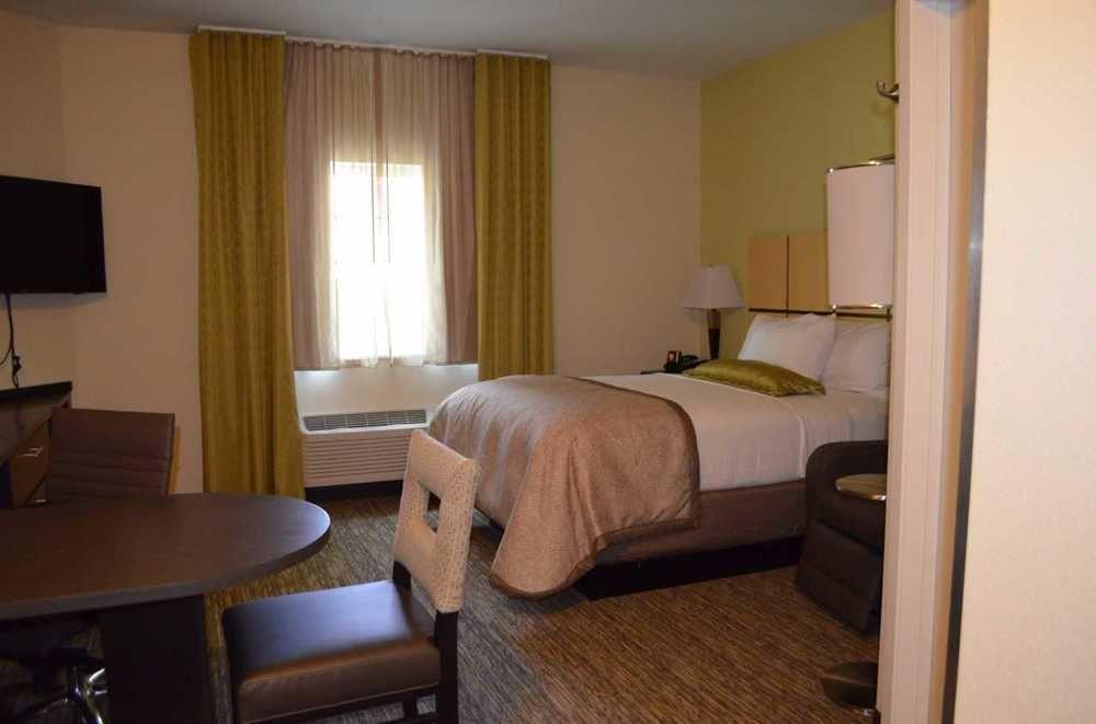 Candlewood Suites San Antonio Airport