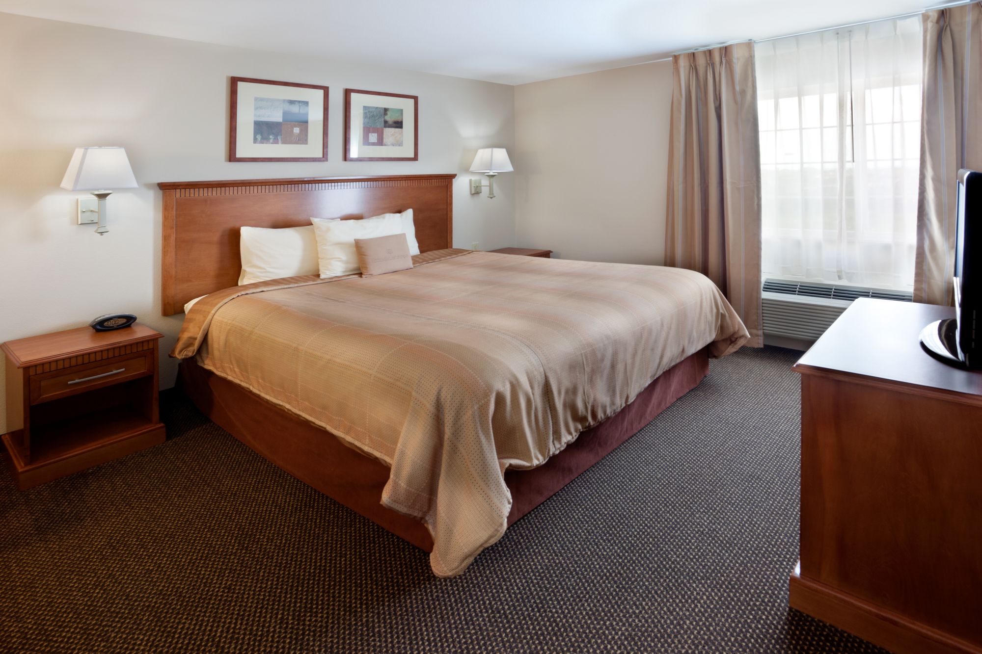 Candlewood Suites San Antonio NW Near SeaWorld