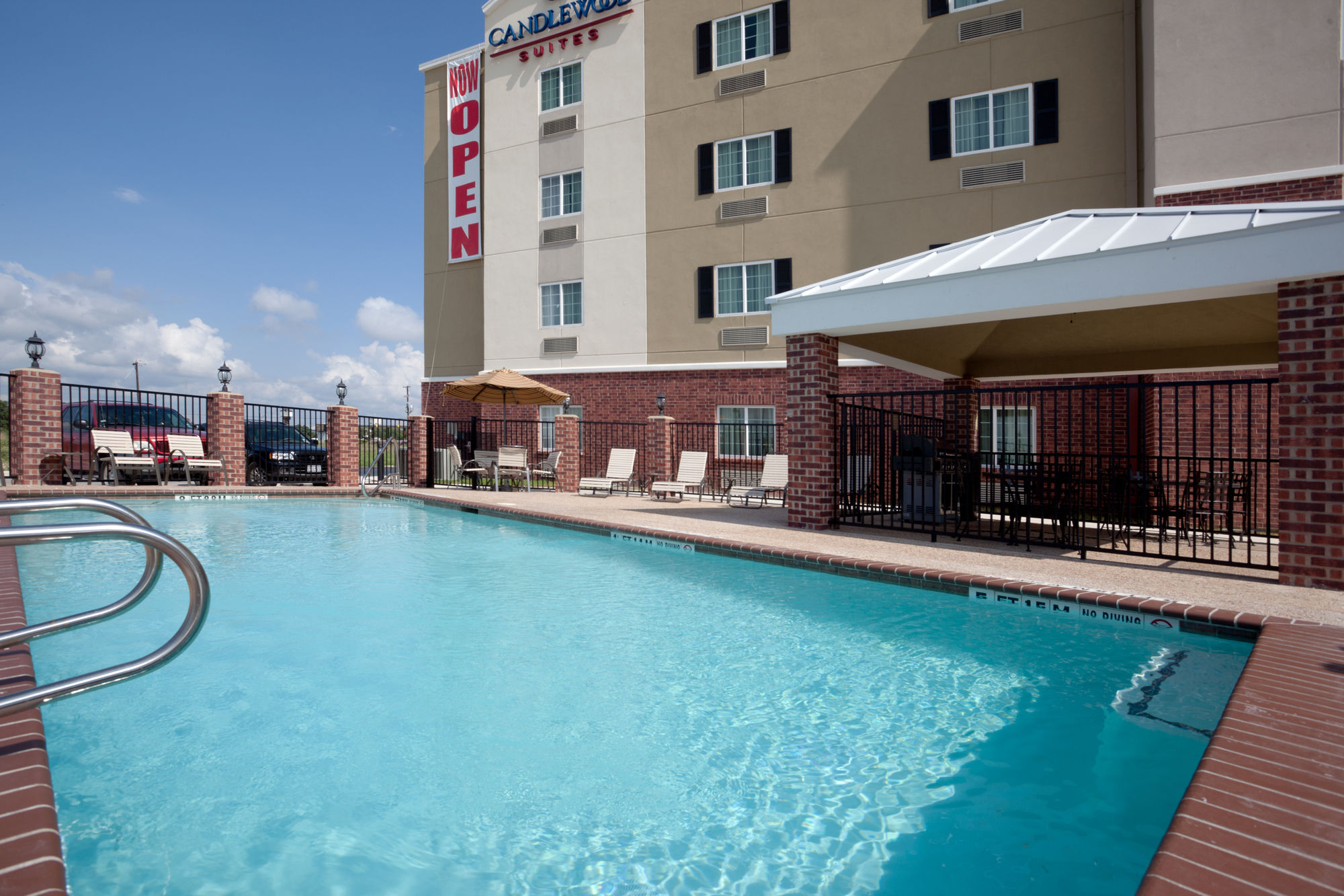 Candlewood Suites San Antonio NW Near SeaWorld