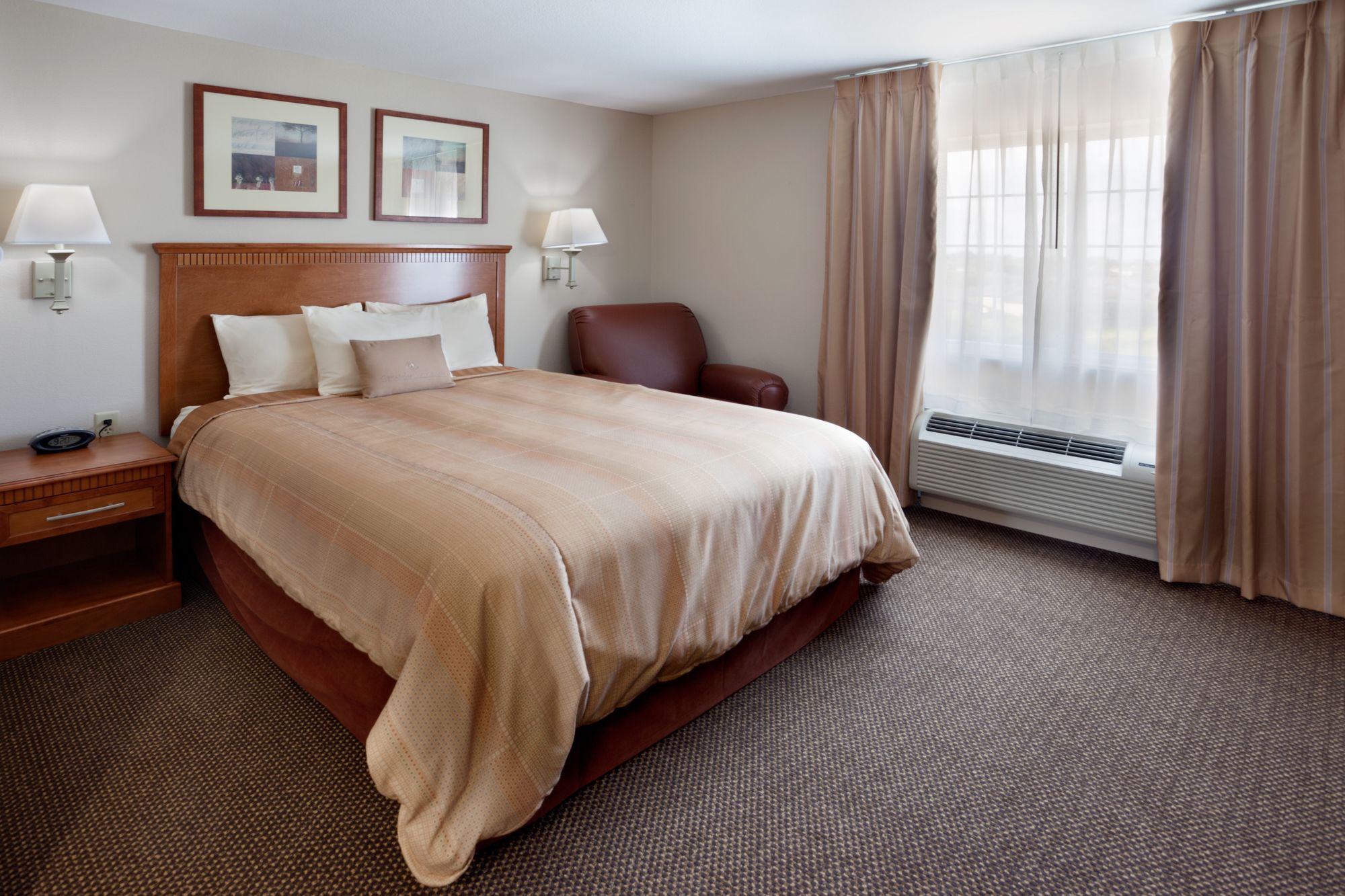 Candlewood Suites San Antonio NW Near SeaWorld