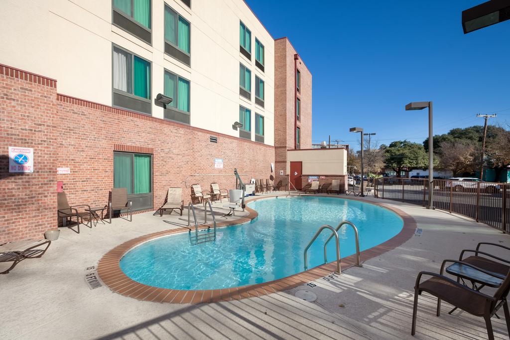 Spark by Hilton San Antonio Airport
