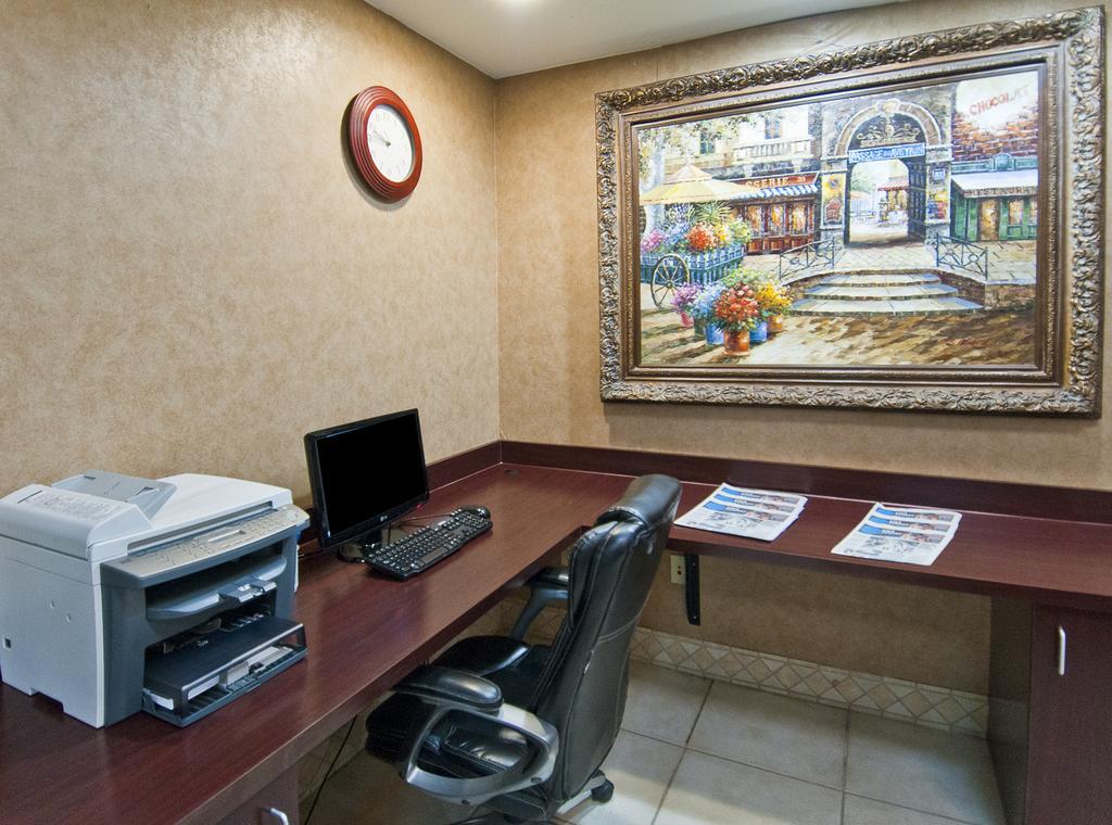 Comfort Inn & Suites Near Medical Center