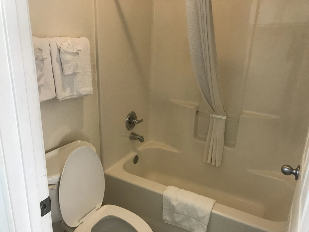 Country Inn Motel