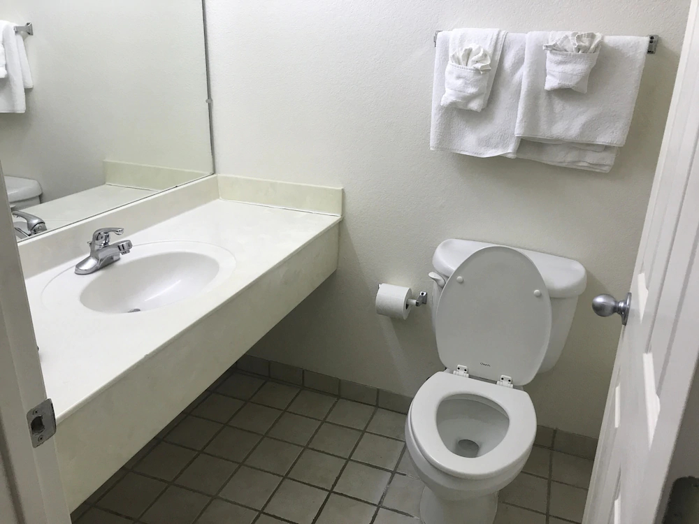 Country Inn Motel