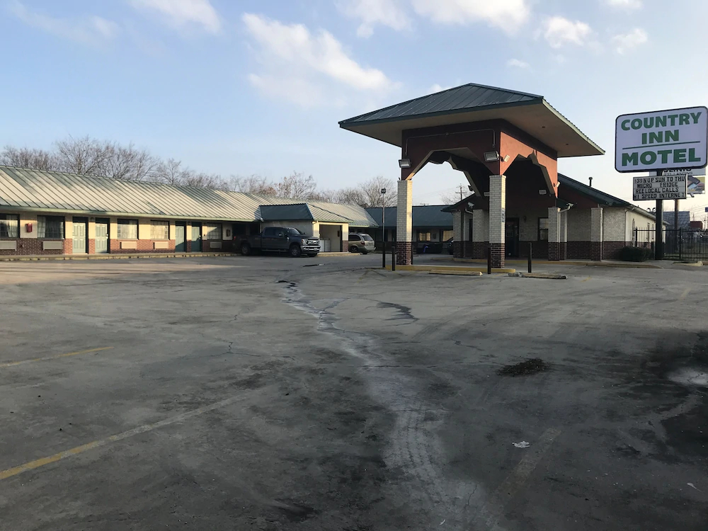Country Inn Motel