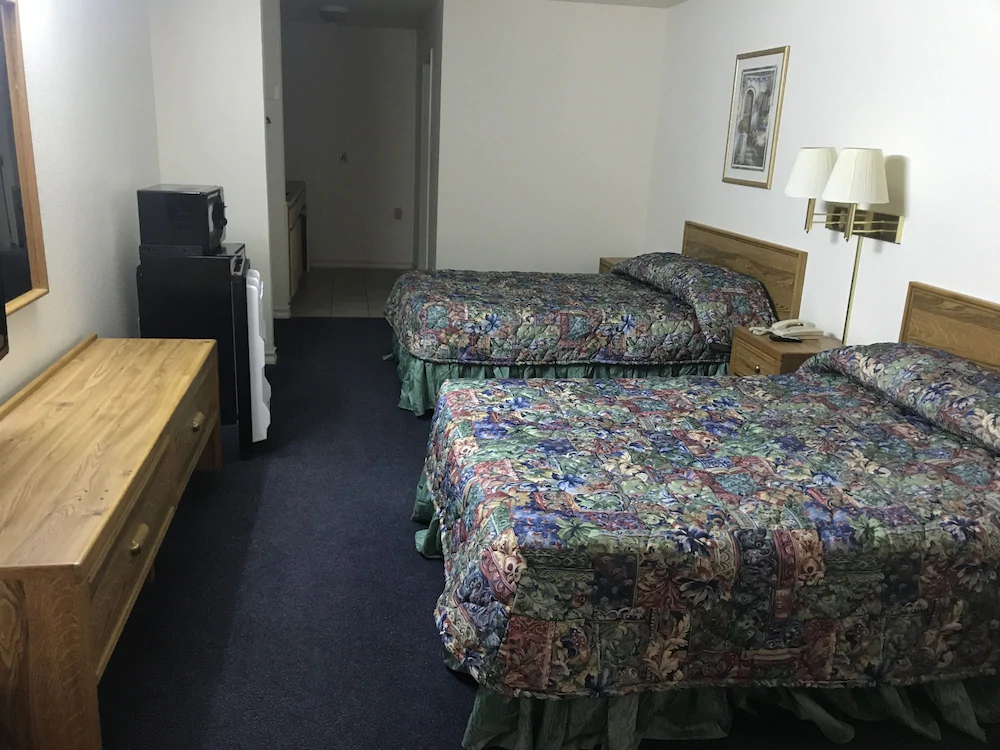 Country Inn Motel