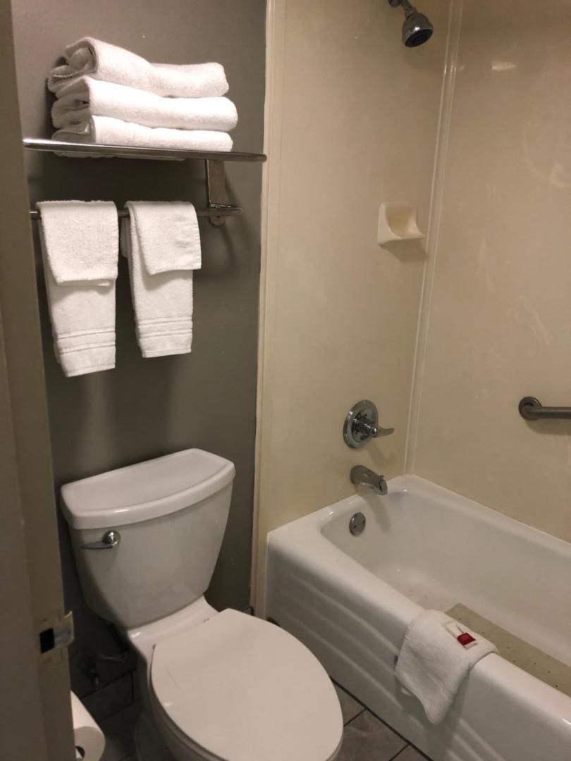 Days Inn by Wyndham Central San Antonio NW Medical Center