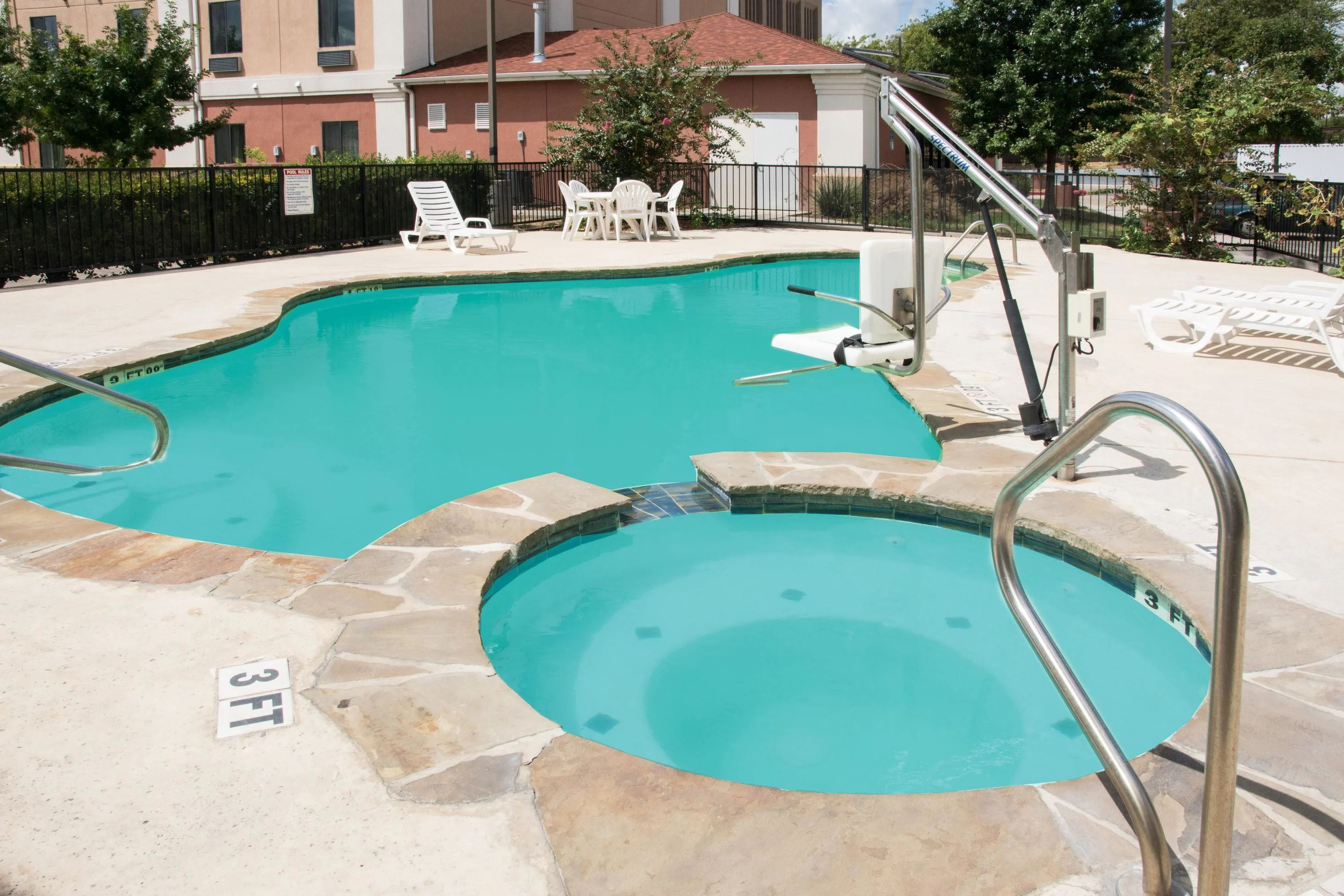 Days Inn by Wyndham Central San Antonio NW Medical Center