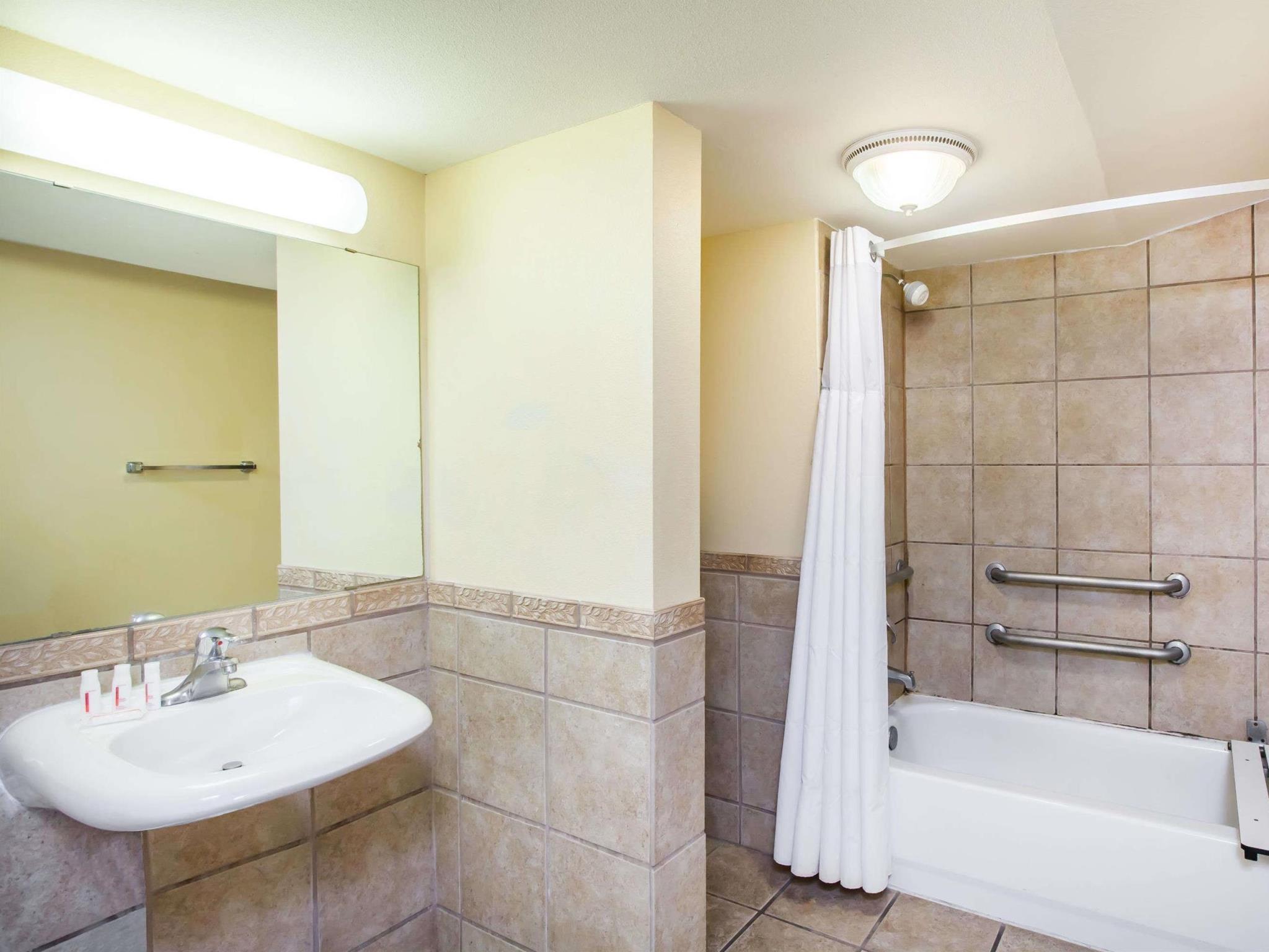 Days Inn by Wyndham San Antonio Alamo/Riverwalk