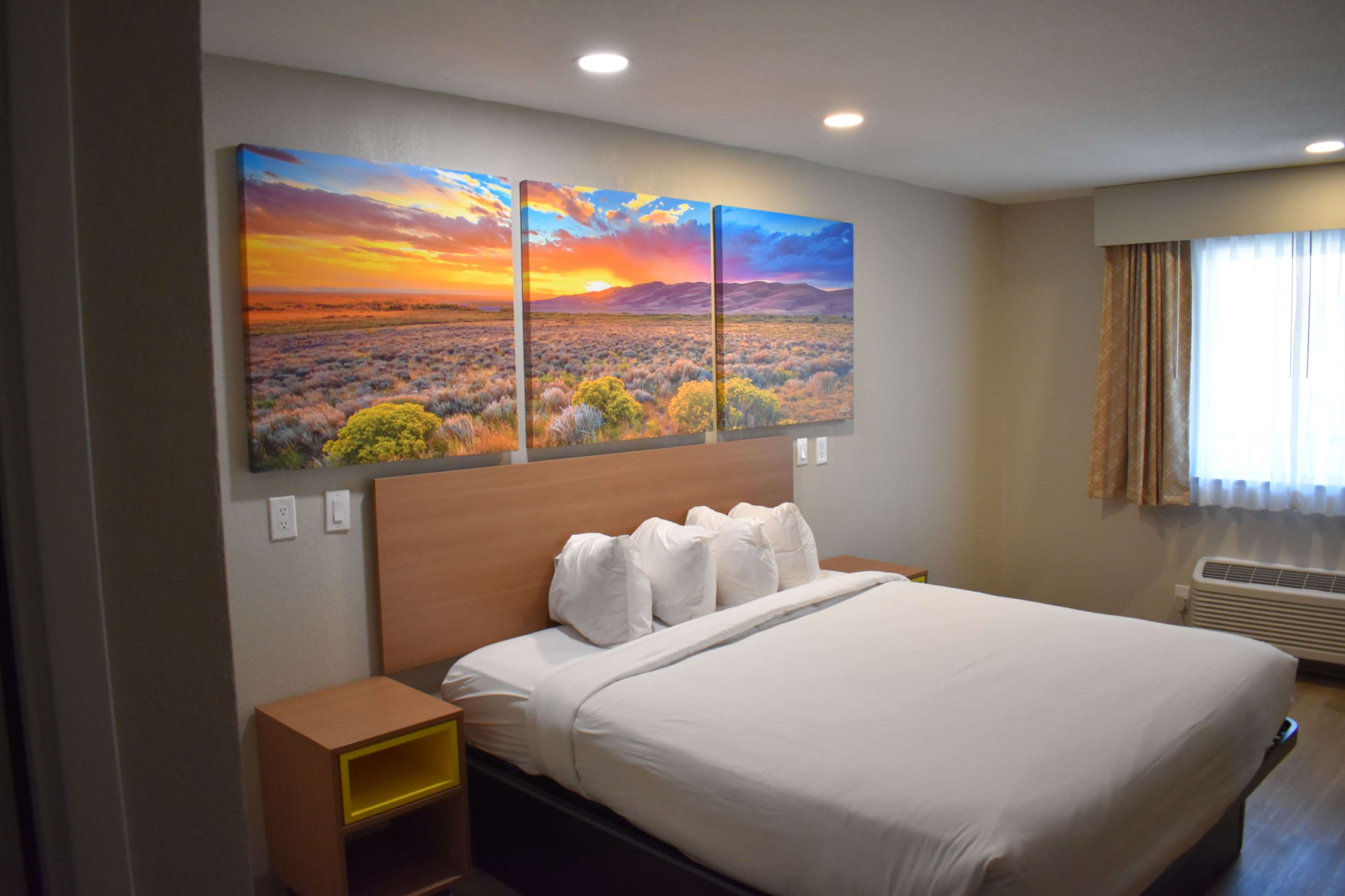 Days Inn by Wyndham San Antonio Alamo/Riverwalk