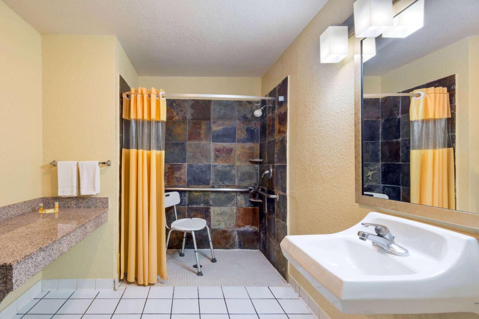 Days Inn by Wyndham San Antonio Seaworld/Lackland AFB
