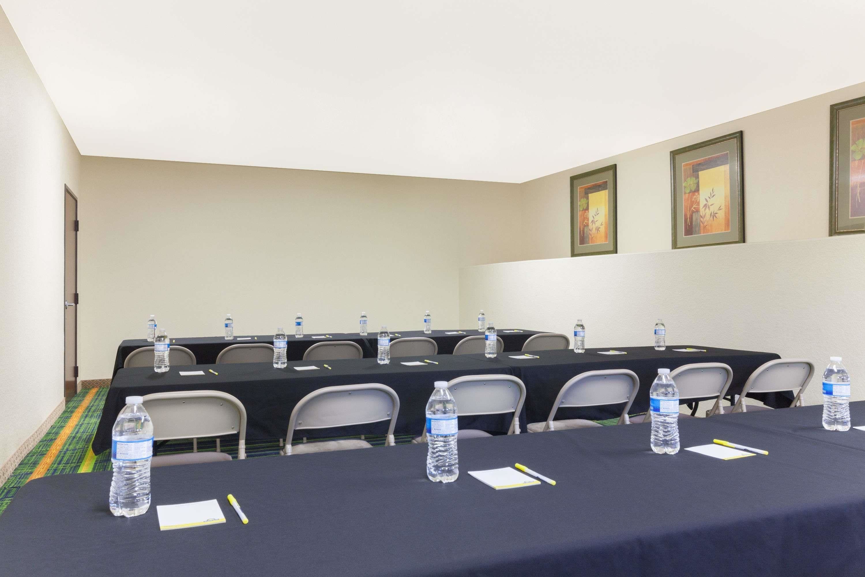 Days Inn by Wyndham San Antonio at Palo Alto
