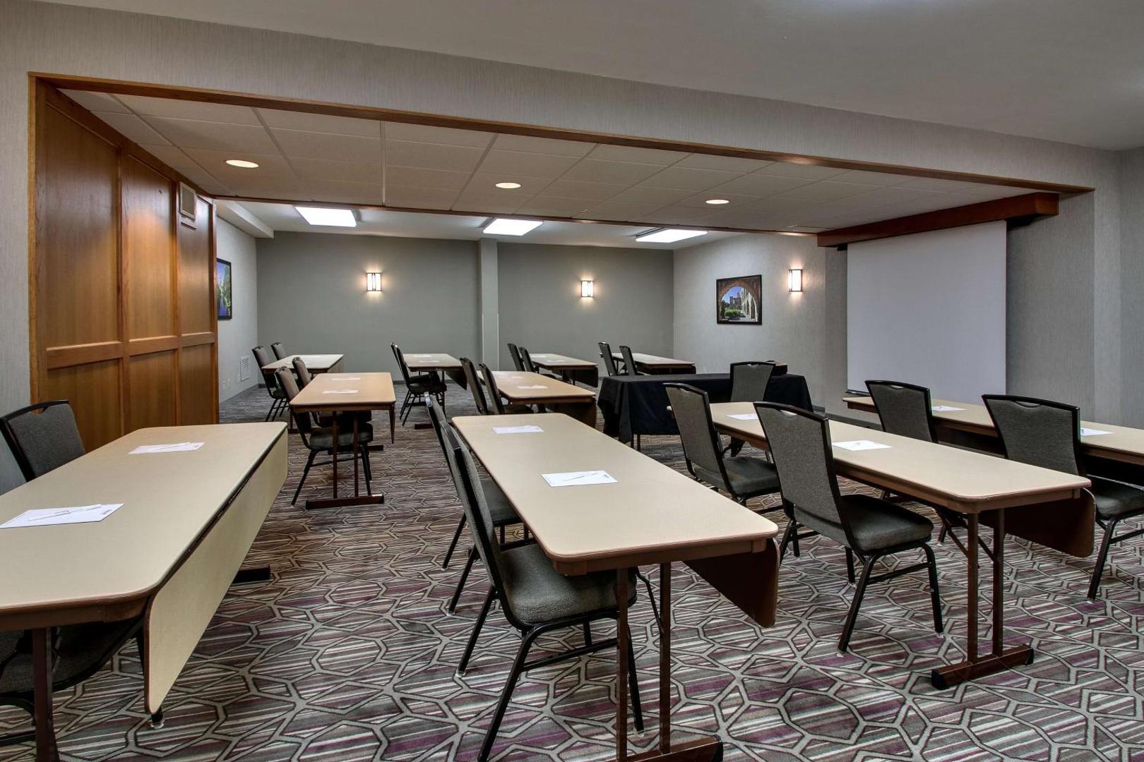 Drury Plaza Hotel San Antonio Airport