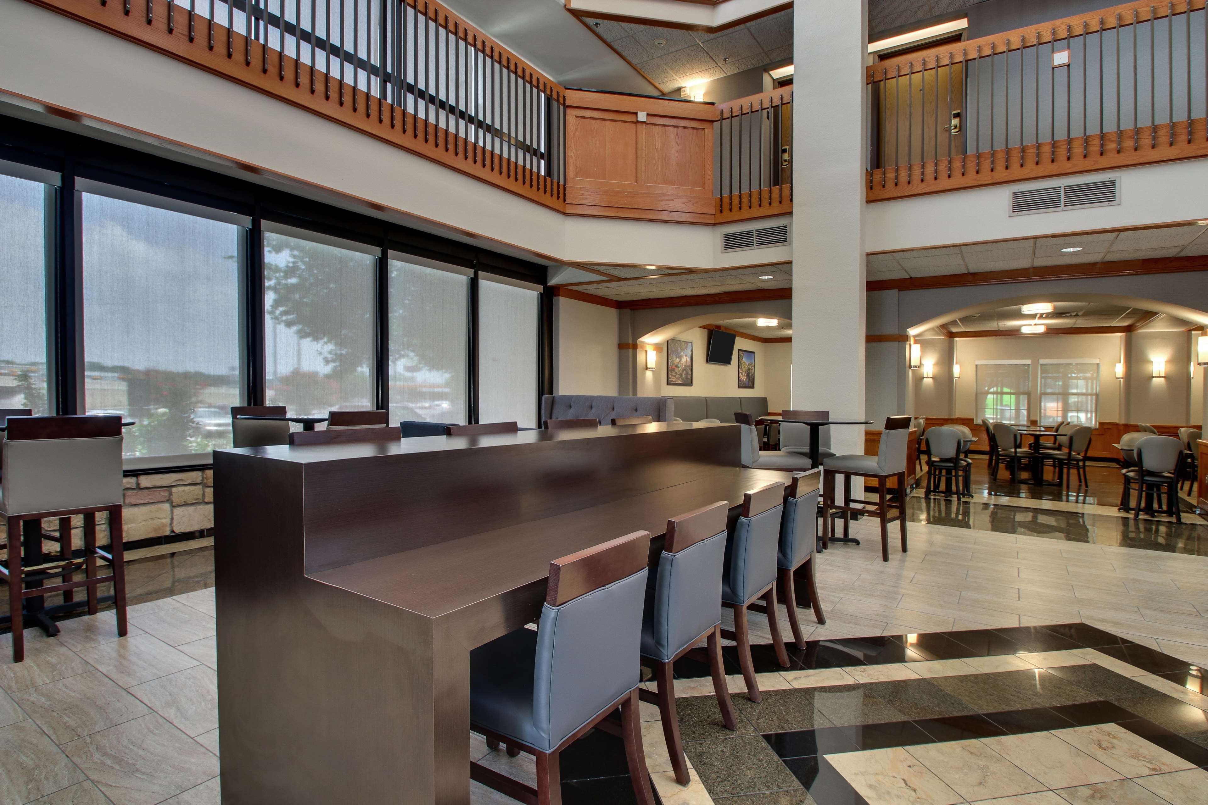 Drury Inn & Suites Northwest Medical Center