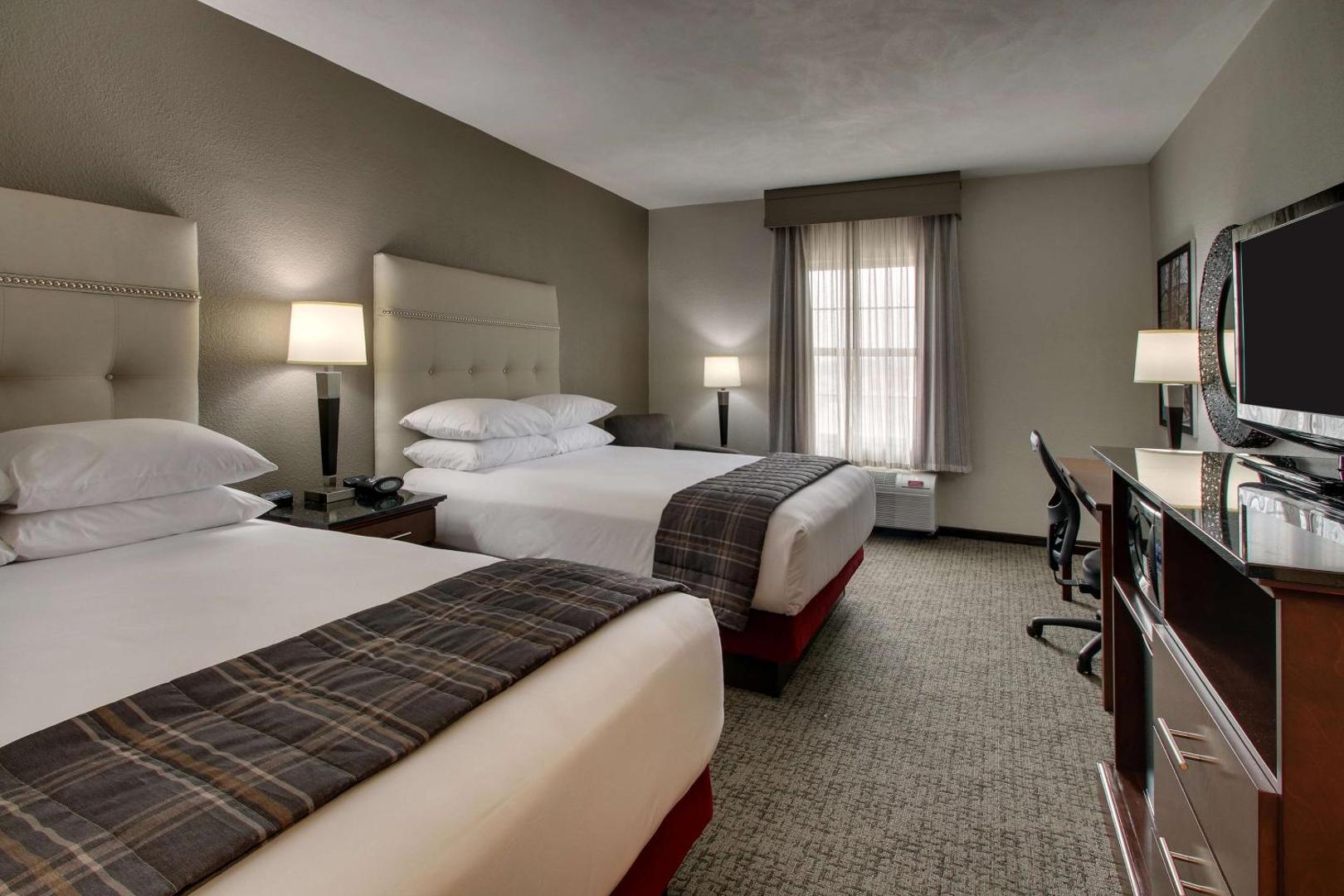 Drury Inn & Suites Northwest Medical Center