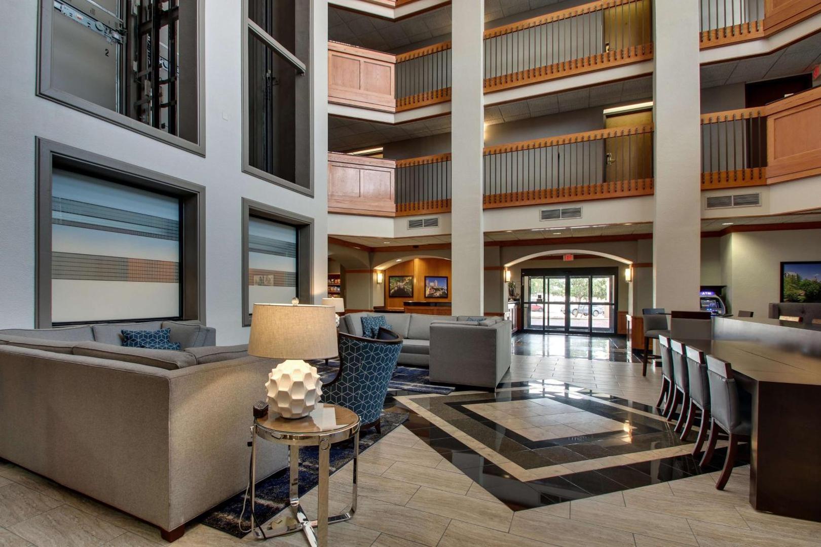 Drury Inn & Suites Northwest Medical Center