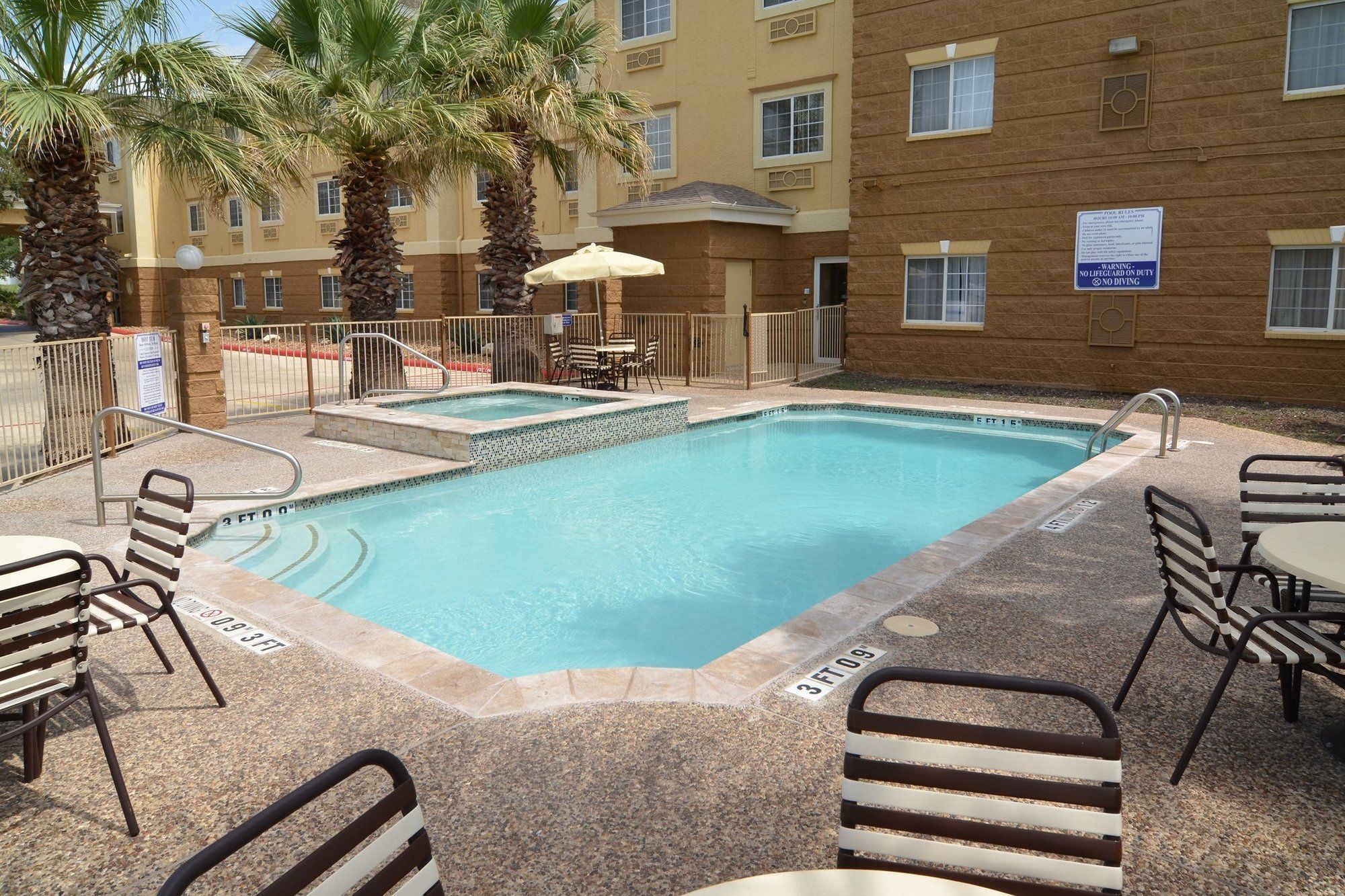 Quality Inn & Suites Airport North