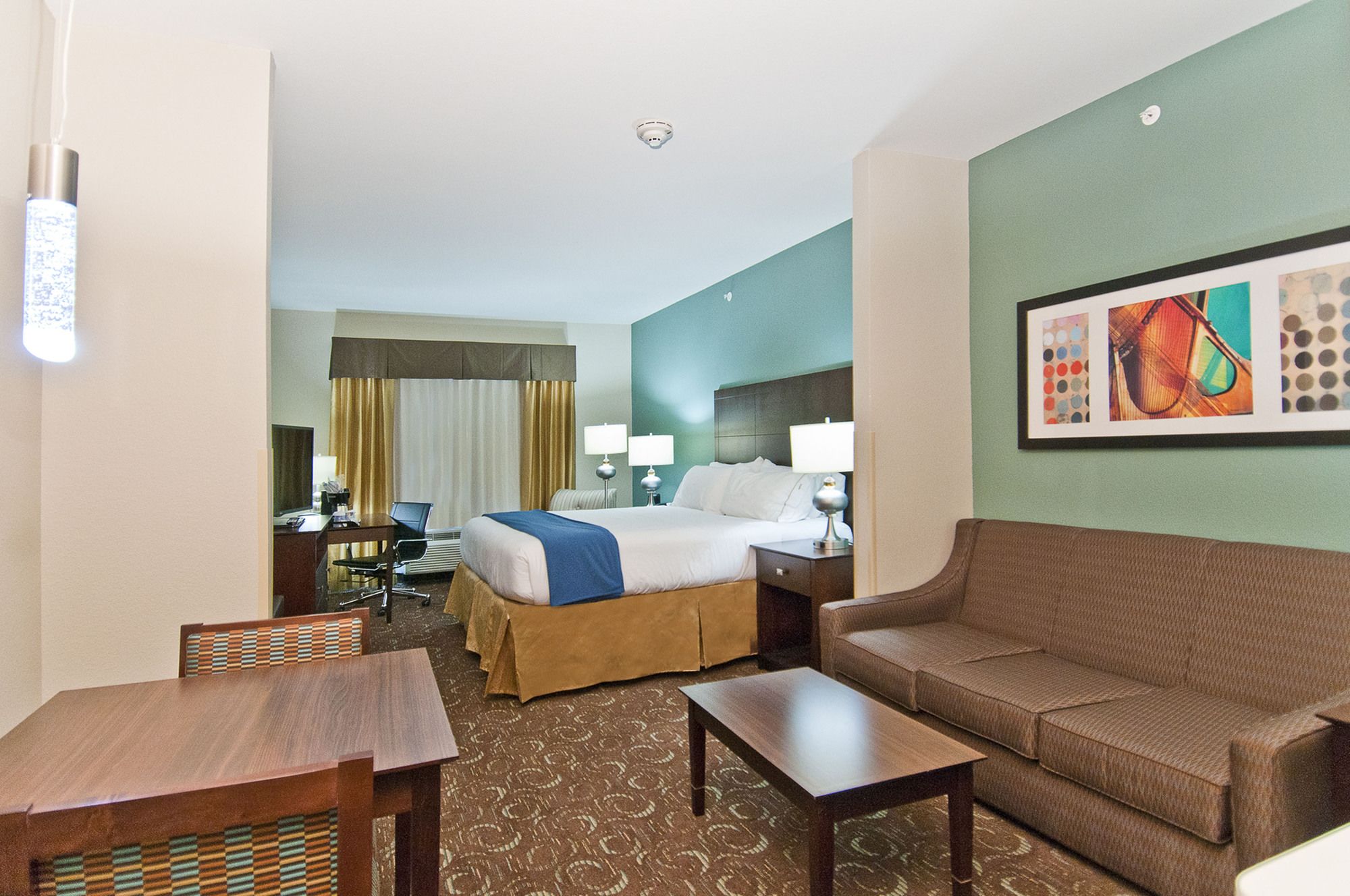 Holiday Inn Express And Suites San Antonio SE by AT&T Center