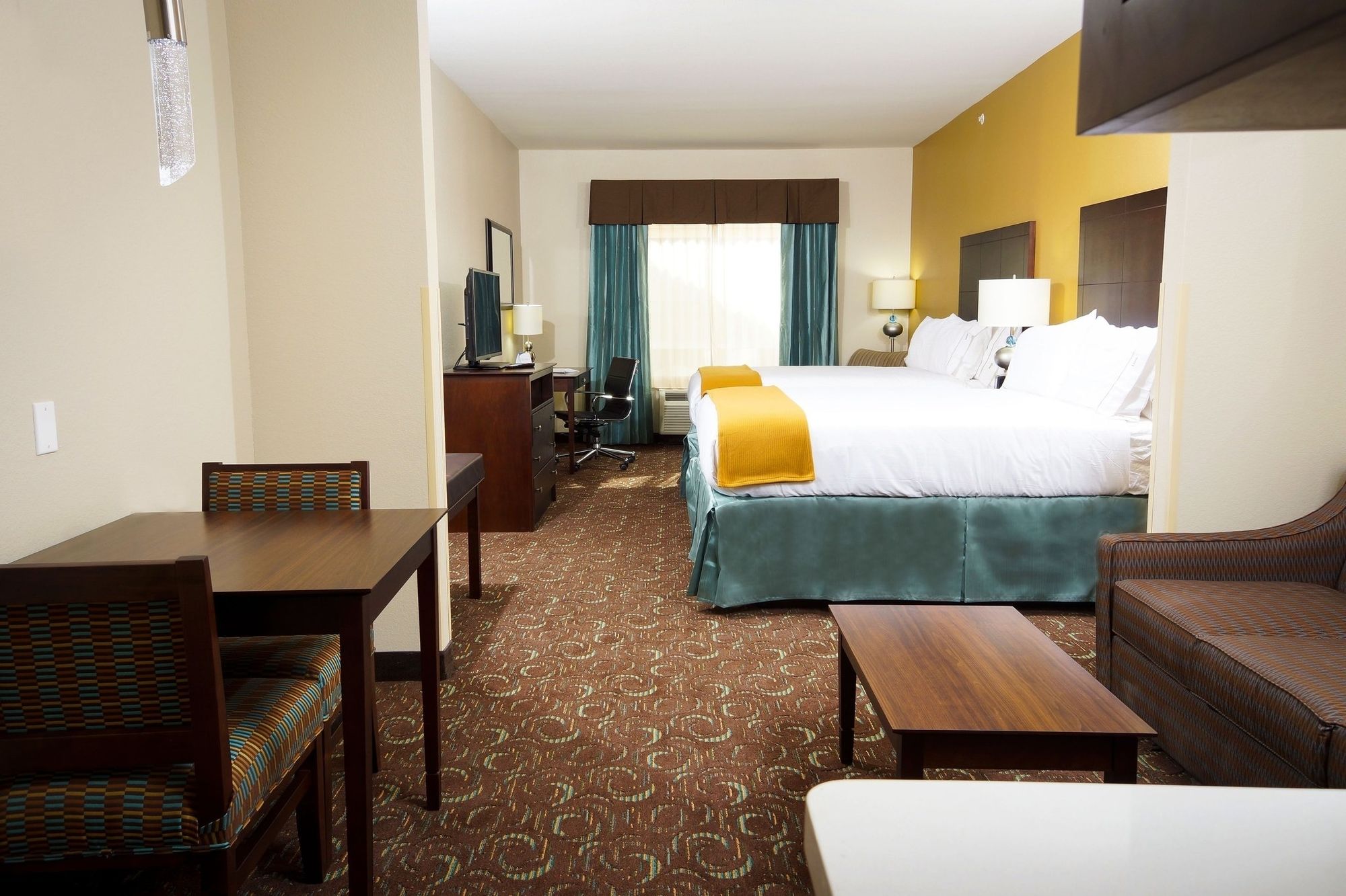 Holiday Inn Express And Suites San Antonio SE by AT&T Center