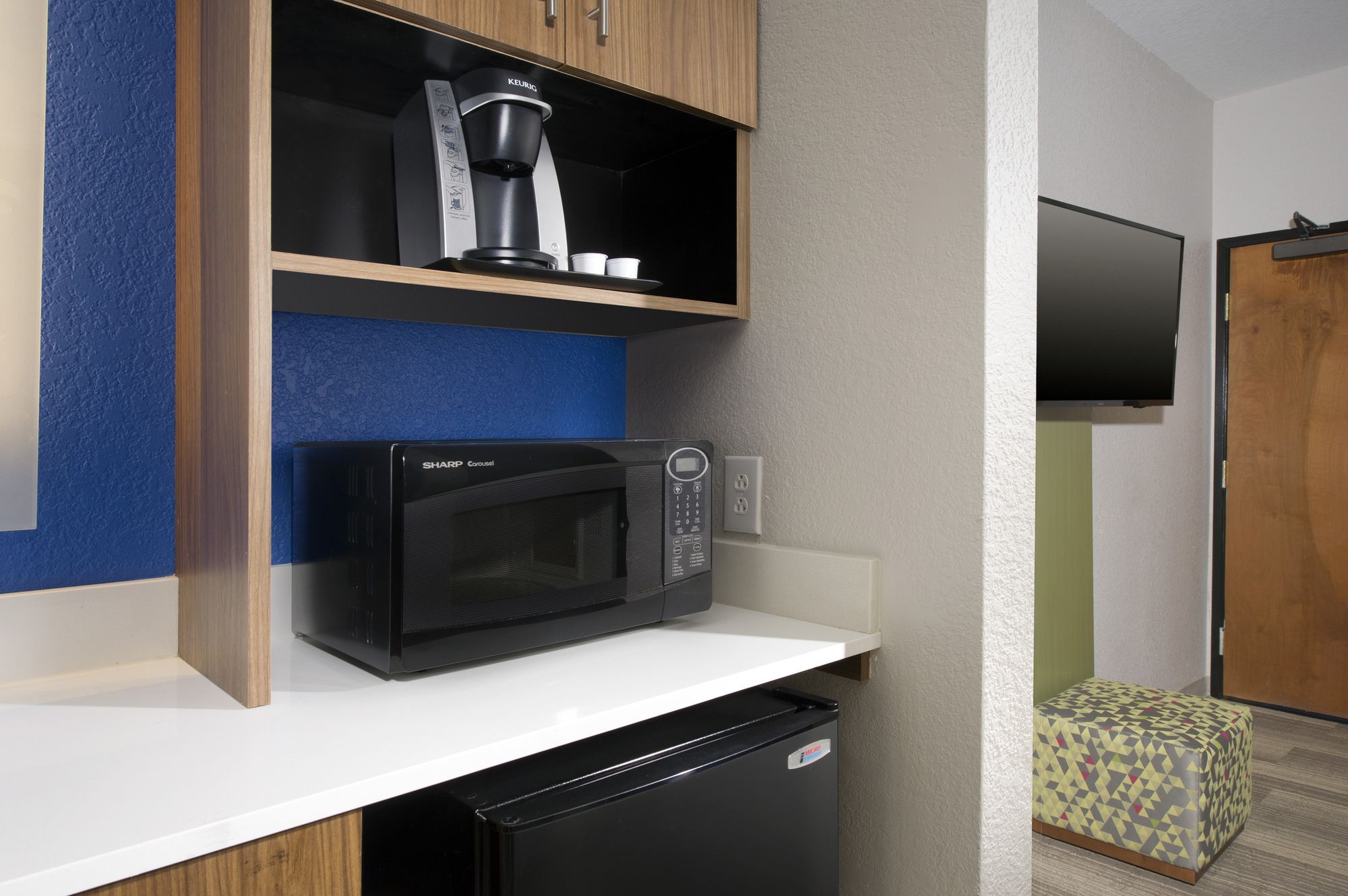 Holiday Inn Express Hotel & Suites San Antonio-Downtown Market Area