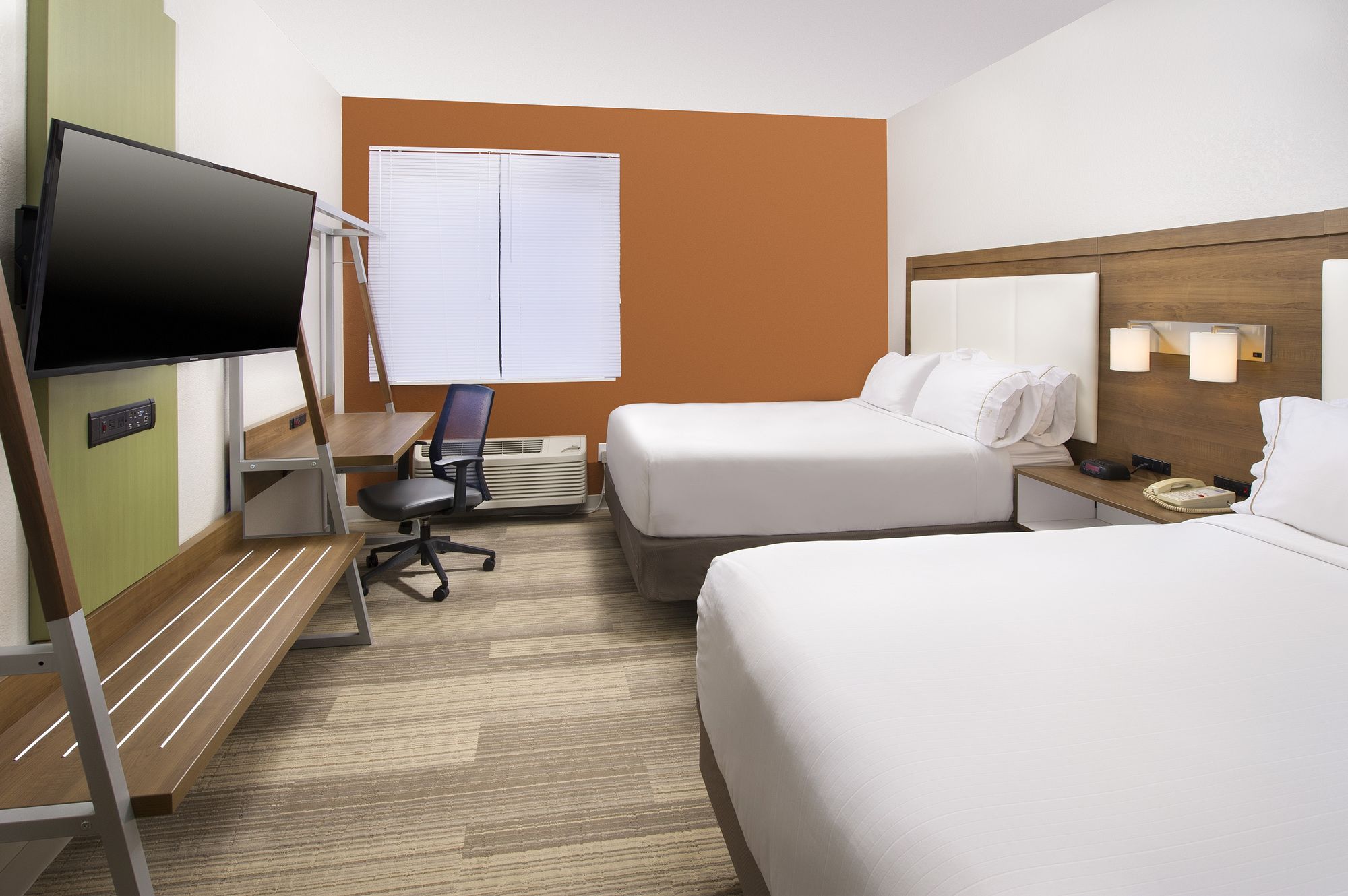 Holiday Inn Express Hotel & Suites San Antonio-Downtown Market Area