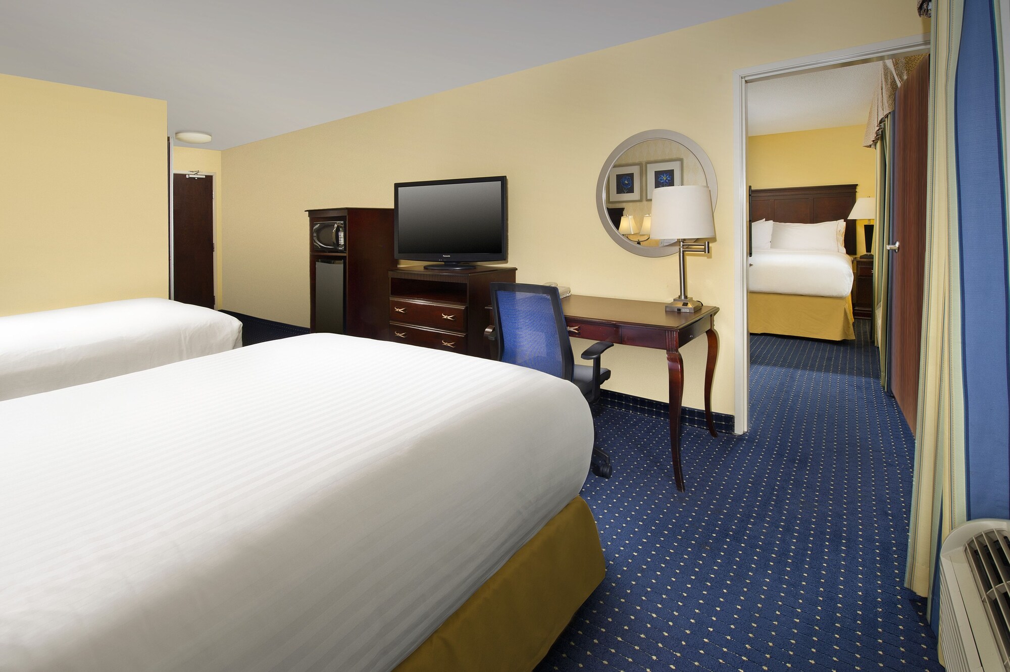 Holiday Inn Express Hotel & Suites San Antonio-West (Seaworld Area)