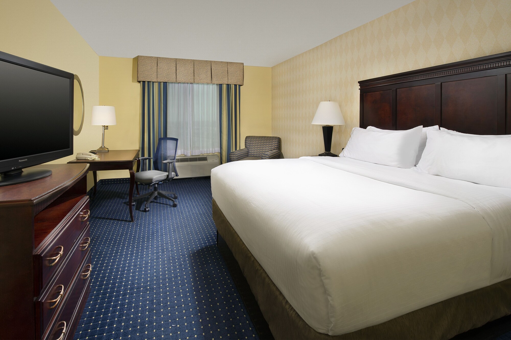 Holiday Inn Express Hotel & Suites San Antonio-West (Seaworld Area)