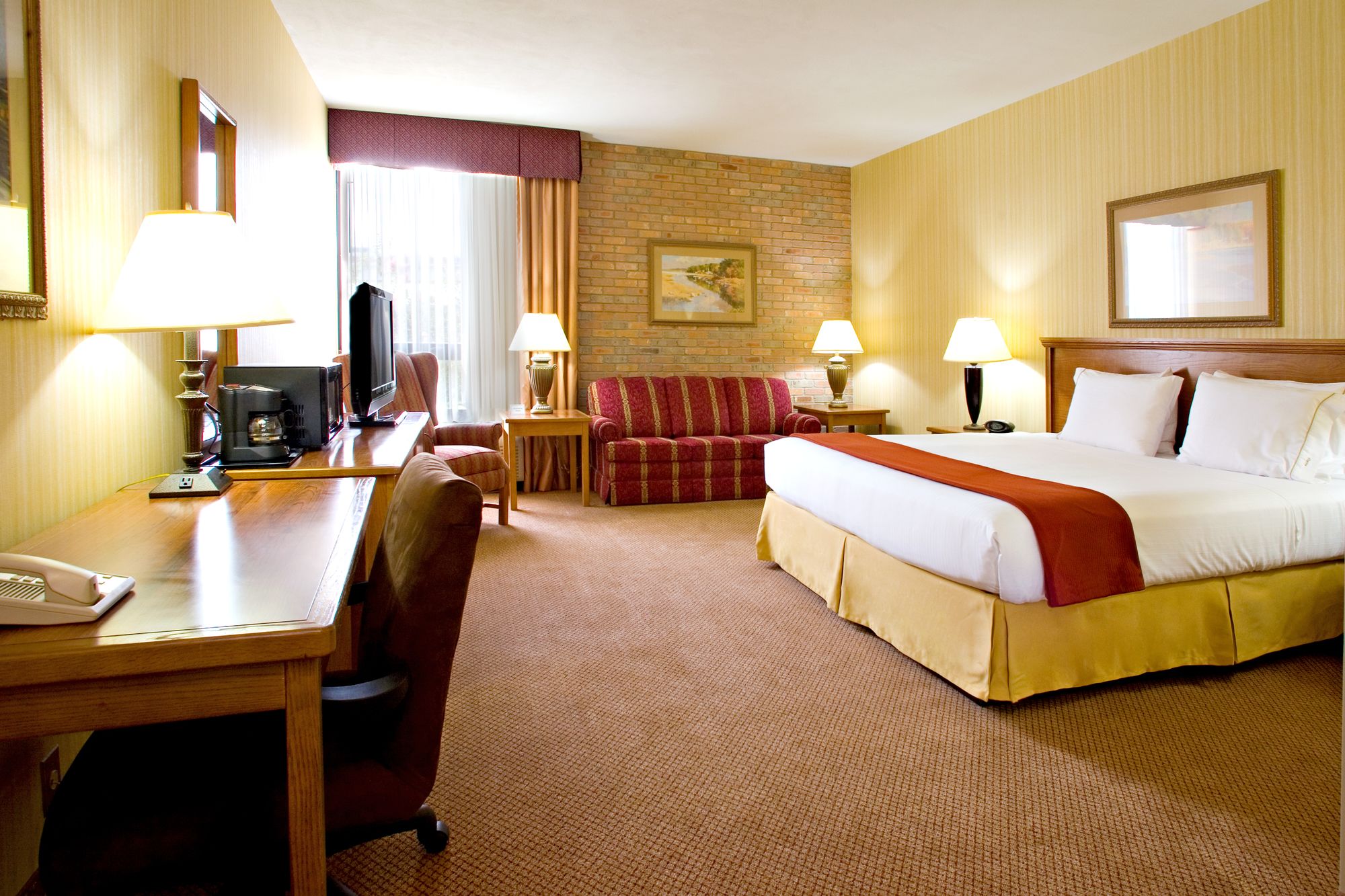 Holiday Inn Express San Antonio Airport