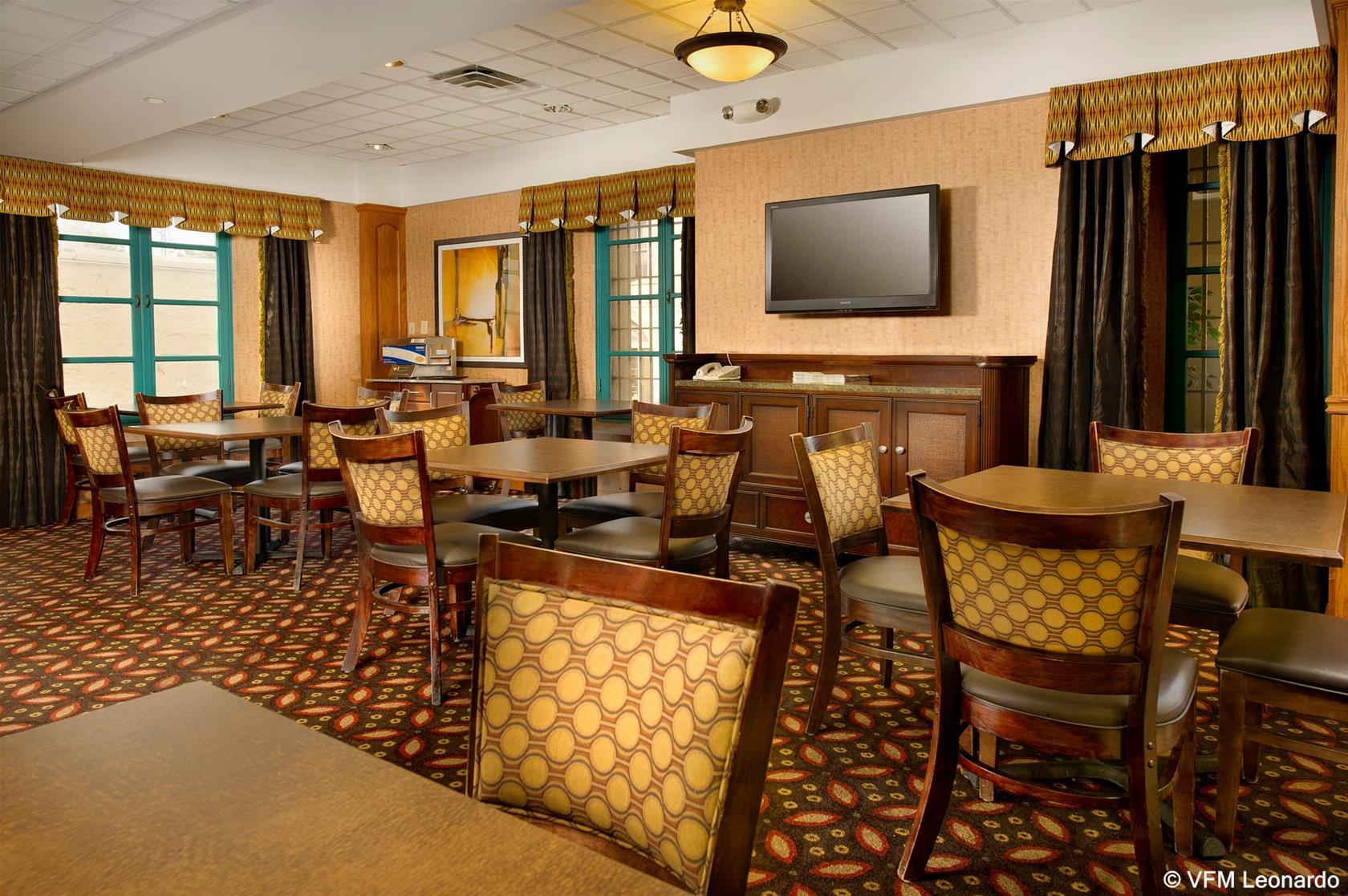 Holiday Inn Express San Antonio N-Riverwalk Area