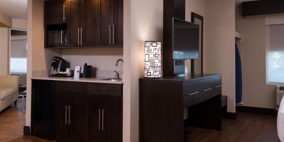 Holiday Inn Express & Suites San Antonio NW-Medical Area