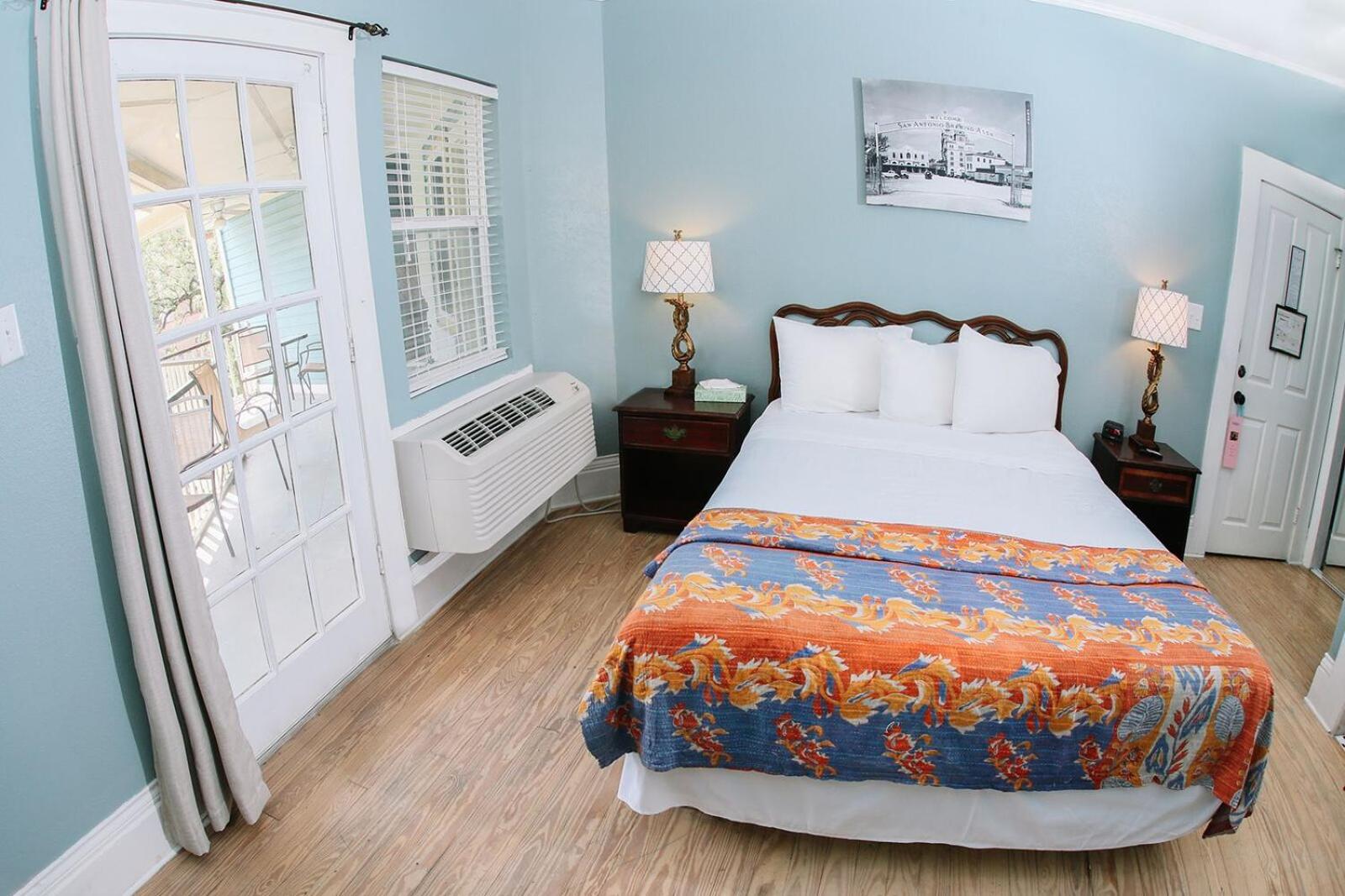 Inn on the Riverwalk