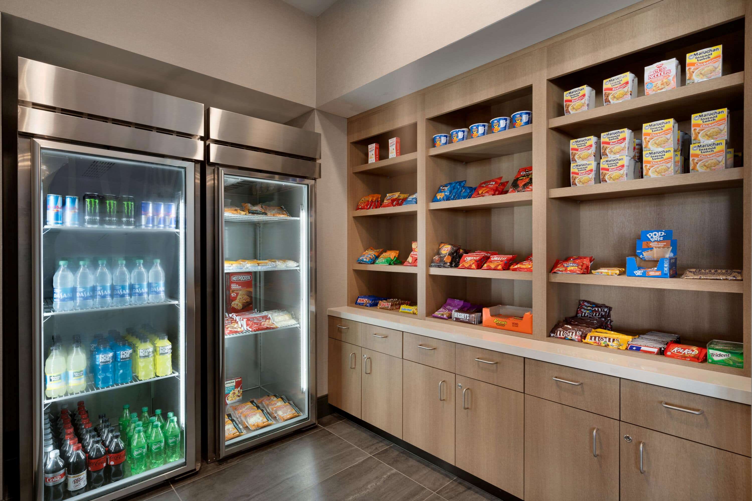 La Quinta Inn & Suites by Wyndham San Antonio Seaworld/Lafb