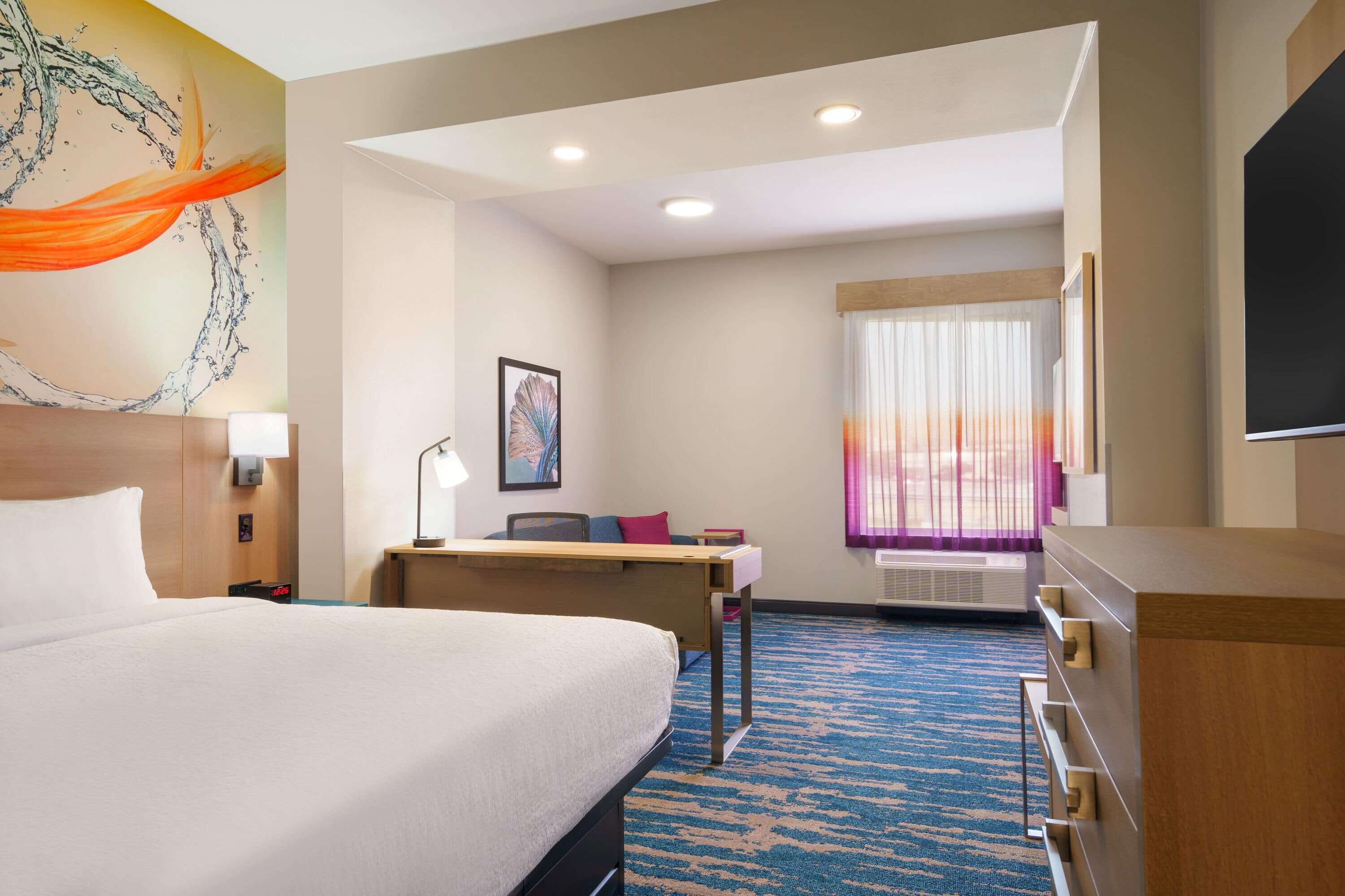 La Quinta Inn & Suites by Wyndham San Antonio Seaworld/Lafb