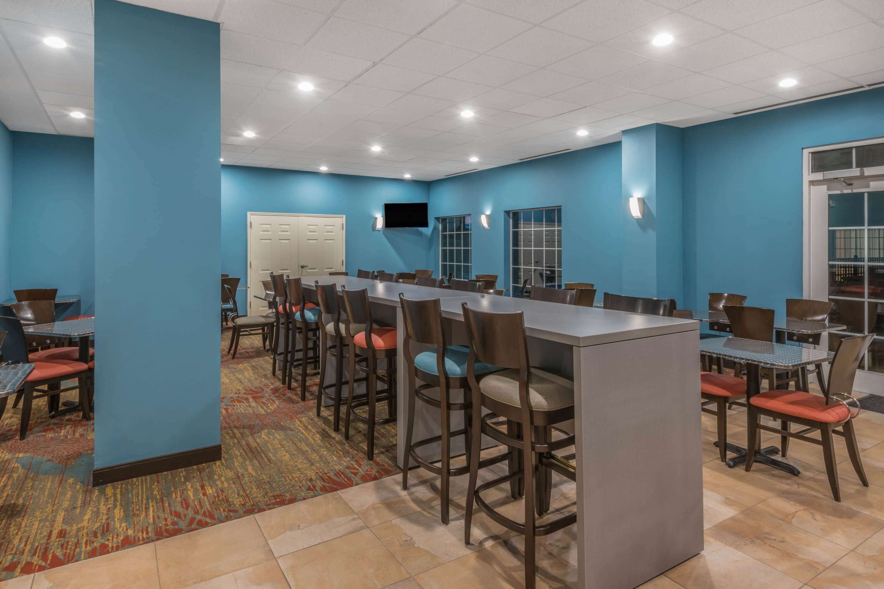 La Quinta Inn & Suites by Wyndham San Antonio Medical Ctr NW