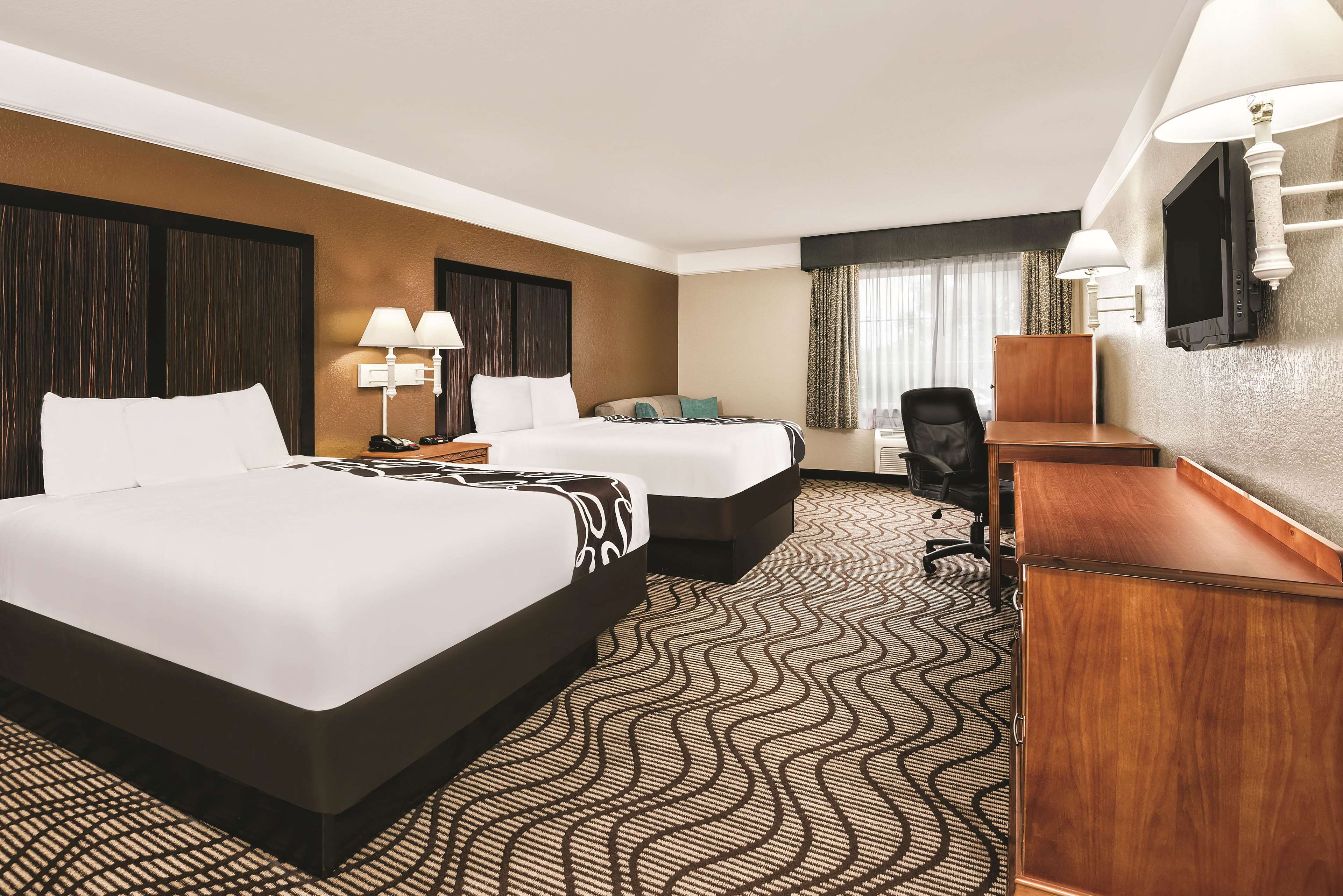 La Quinta Inn & Suites by Wyndham San Antonio N Stone Oak
