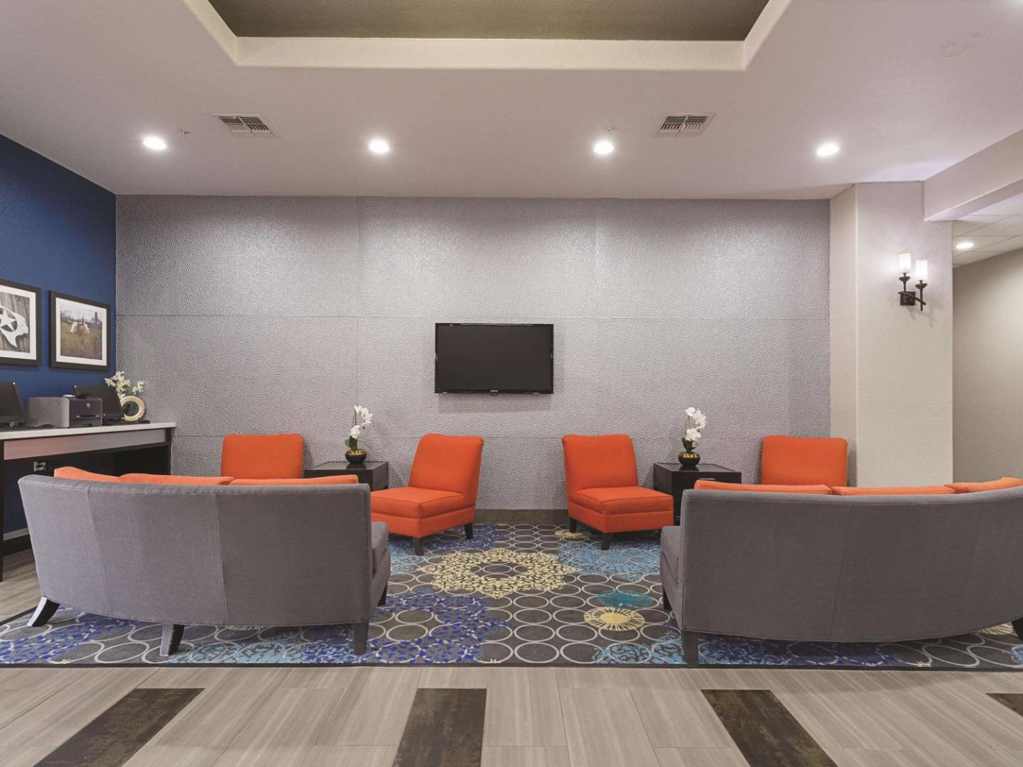 La Quinta Inn & Suites by Wyndham San Antonio Northwest