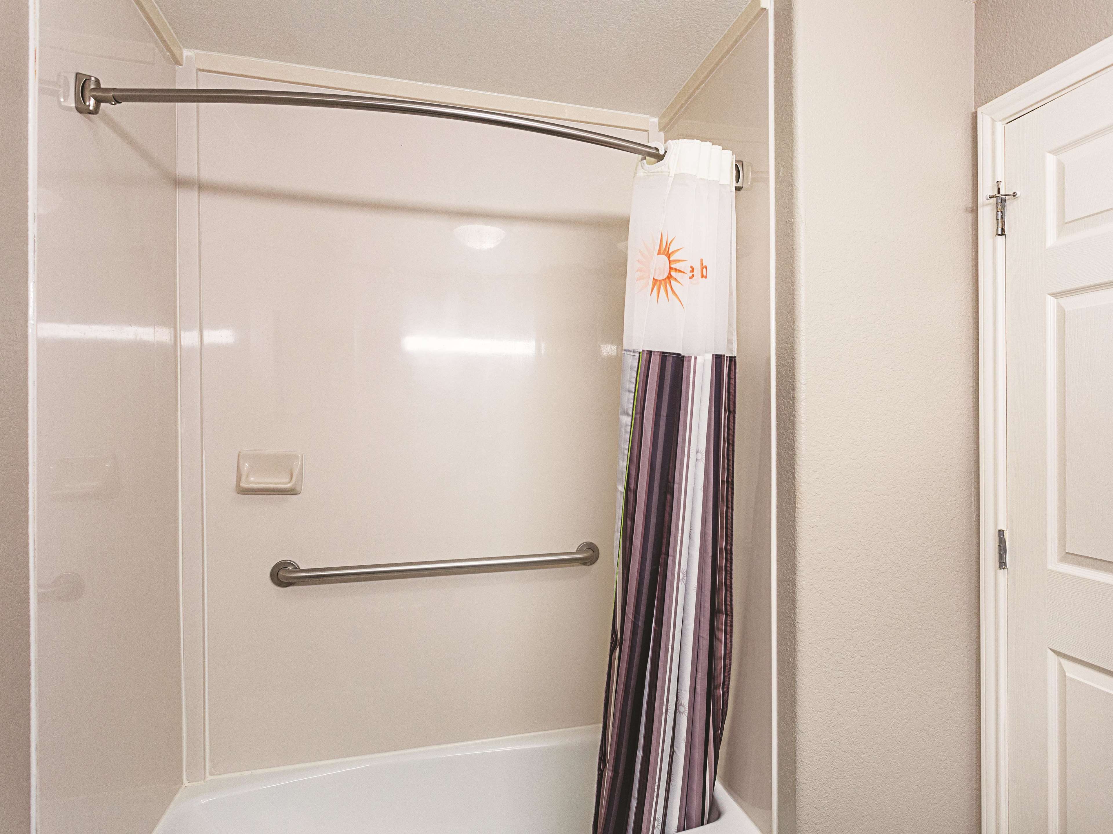La Quinta Inn & Suites by Wyndham San Antonio Northwest